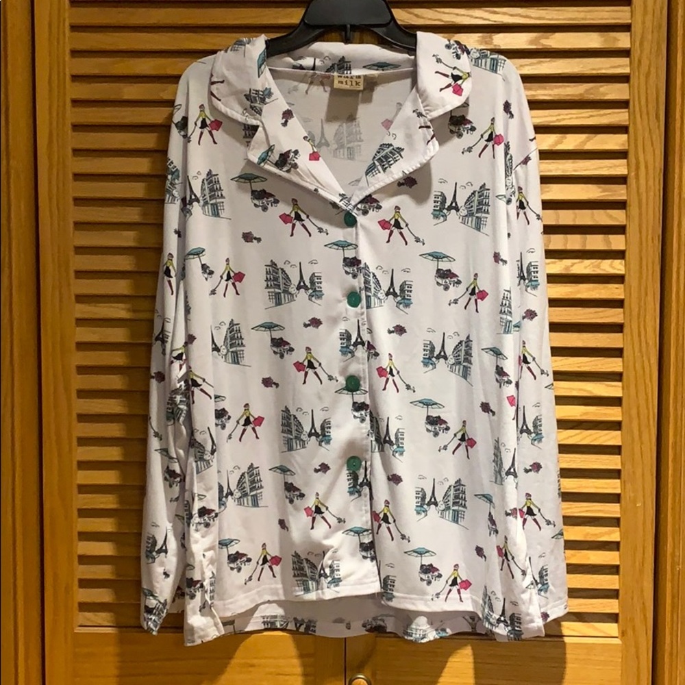 Paris themed long sleeve pajama top (top only)